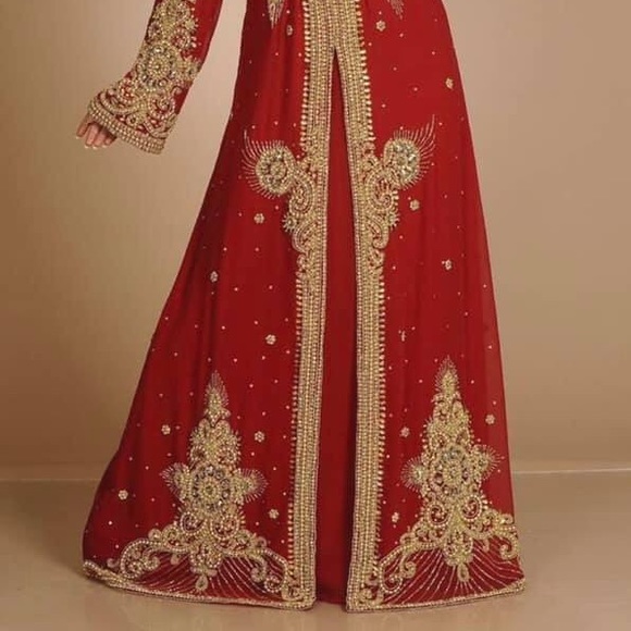 Dress - Picture 2 of 2